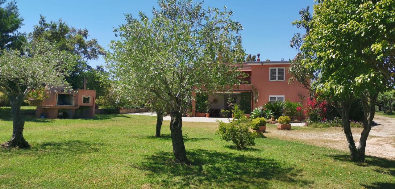 Home Garden Siniscola Kültér fotó